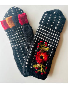 Daphne Convertible Mitten in Black