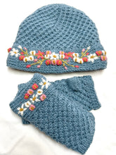Load image into Gallery viewer, Helena Handwarmer in Faded Denim