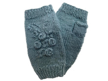 Load image into Gallery viewer, Natalie Handwarmer