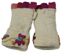 Load image into Gallery viewer, Lila Fingerless Glove in White