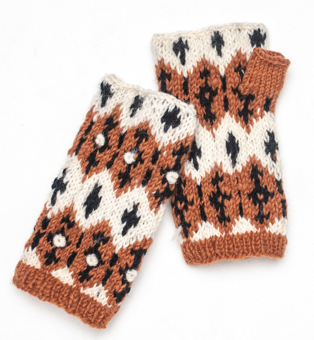 Karma Handwarmer Brown
